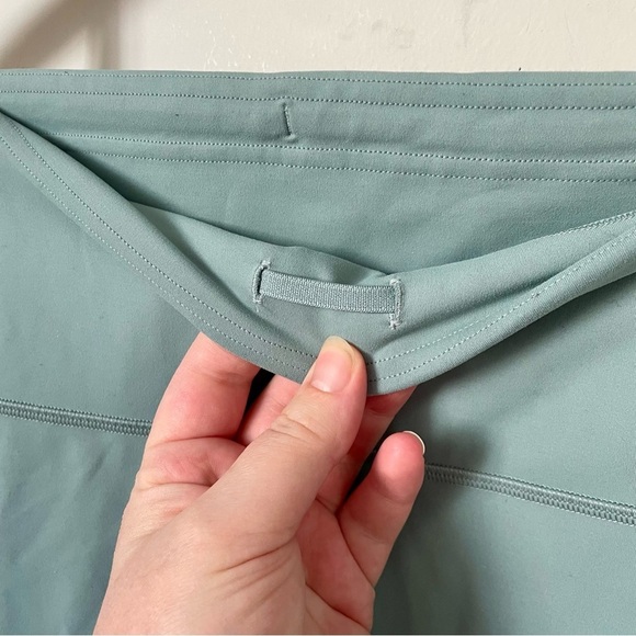 Lululemon Wunder Train Contour Fit High-Rise Crop 23" Misty Glade Size 6 - Picture 9 of 12